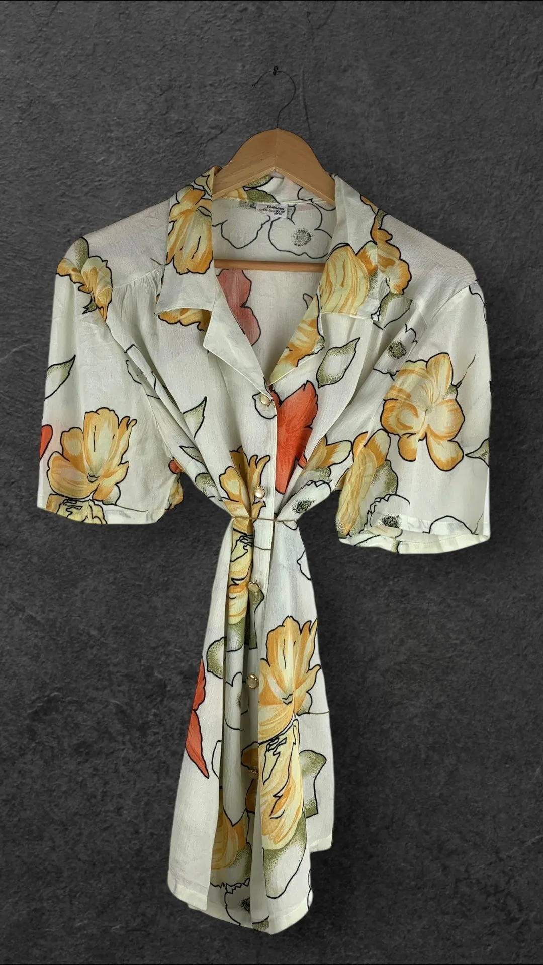 THE BUTTON UP VINTAGE SHIRT- UK 18
